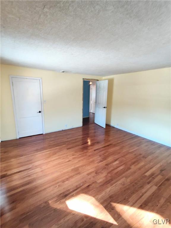 547 Evergreen Street Emmaus, PA 18049 - Photo 27 of 34 Bedroom #2