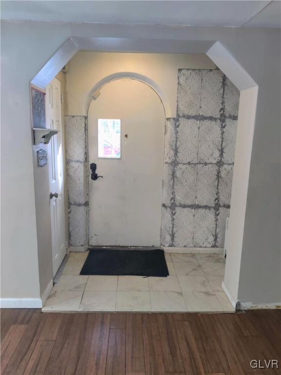 547 Evergreen Street Emmaus, PA 18049 - Photo 6 of 34 Front entrance