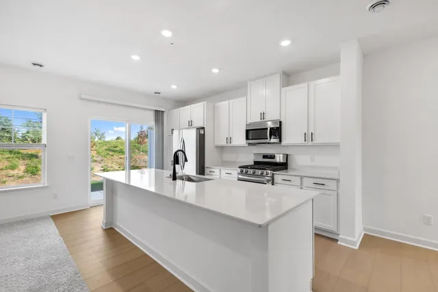 $388,000 | 182 HUNTINGTON Drive, Waconia, MN 55387