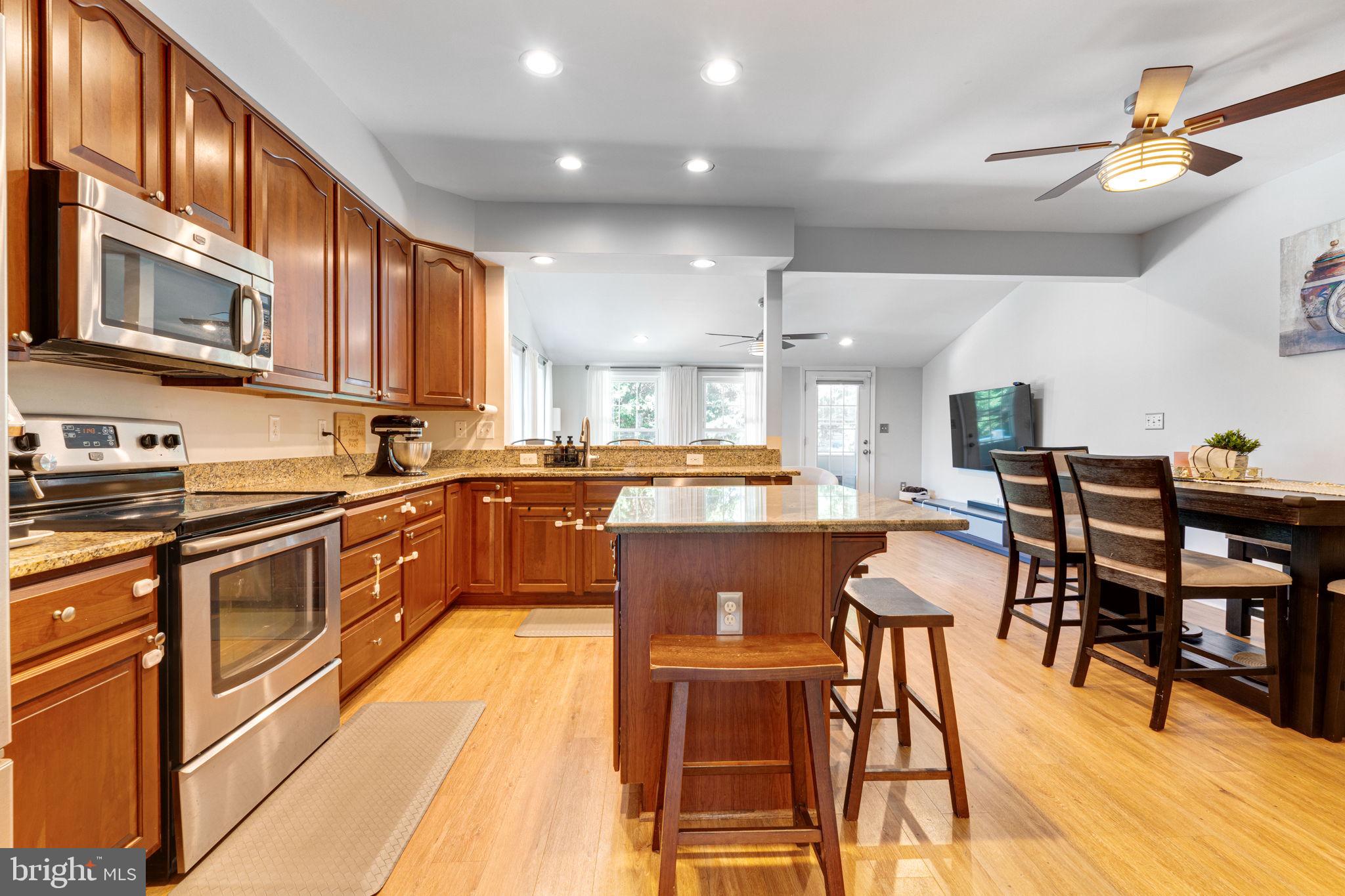 6149 Downs Ridge Court Elkridge, MD 21075 - Photo 9 of 47 Gourmet Kitchen