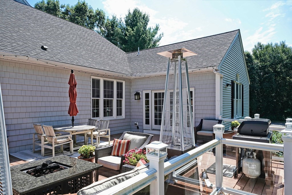 2 Monticello Circle Easton, MA 02356 - Photo 33 of 42