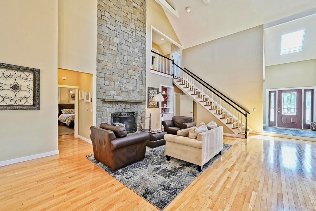 2 Monticello Circle Easton, MA 02356 - Photo 8 of 42