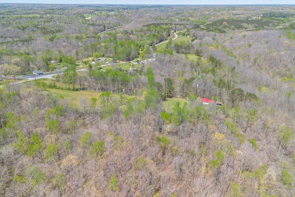 $300,000 | 348 Spring Creek Road, Westpoint, TN 38486