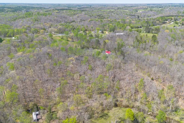 $300,000 | 348 Spring Creek Road, Westpoint, TN 38486