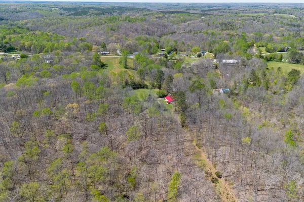 $300,000 | 348 Spring Creek Road, Westpoint, TN 38486