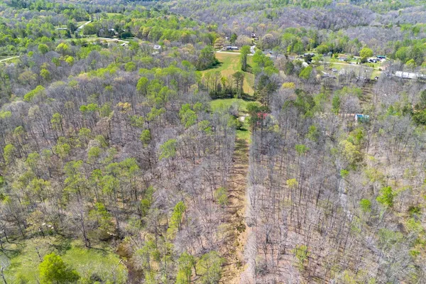 $300,000 | 348 Spring Creek Road, Westpoint, TN 38486
