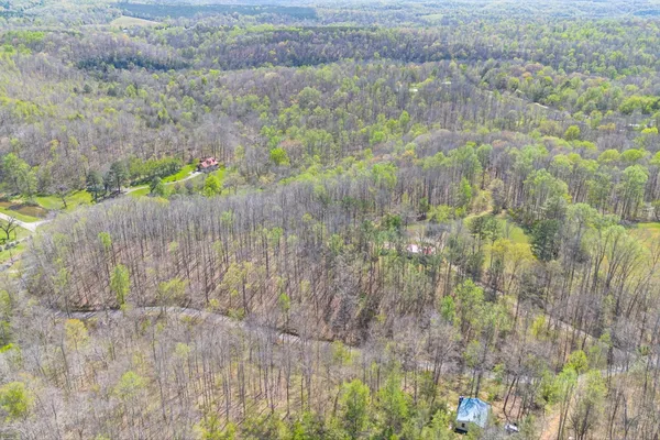 $300,000 | 348 Spring Creek Road, Westpoint, TN 38486