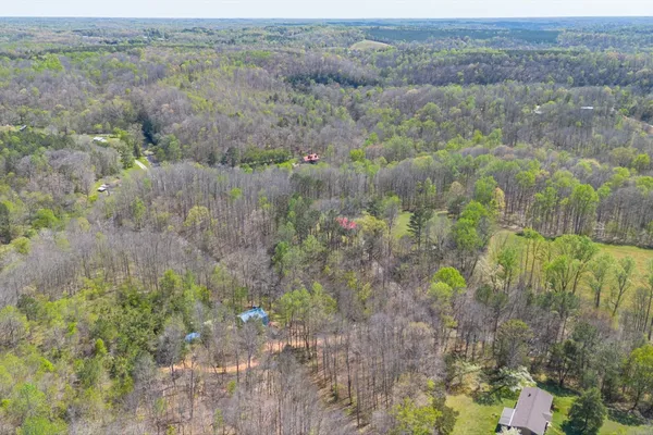 $300,000 | 348 Spring Creek Road, Westpoint, TN 38486