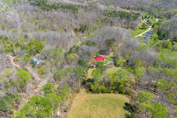 $300,000 | 348 Spring Creek Road, Westpoint, TN 38486