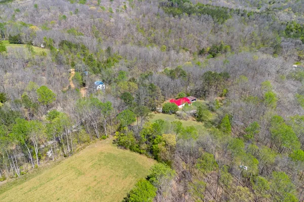 $300,000 | 348 Spring Creek Road, Westpoint, TN 38486