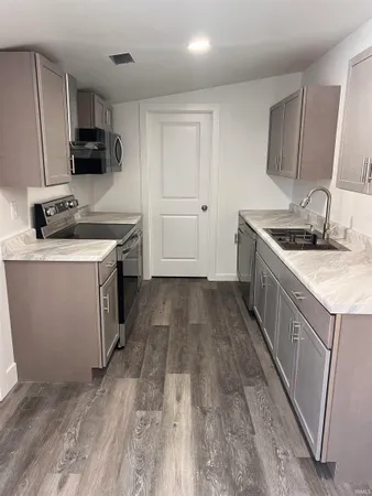 $207,900 | 303 East North Street, Winslow, IN 47598