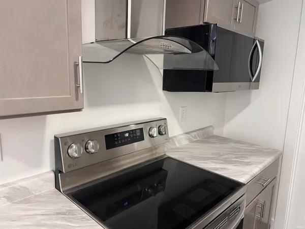 $207,900 | 303 East North Street, Winslow, IN 47598