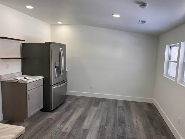 $207,900 | 303 East North Street, Winslow, IN 47598