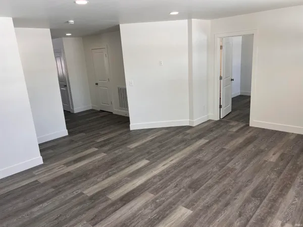 $207,900 | 303 East North Street, Winslow, IN 47598