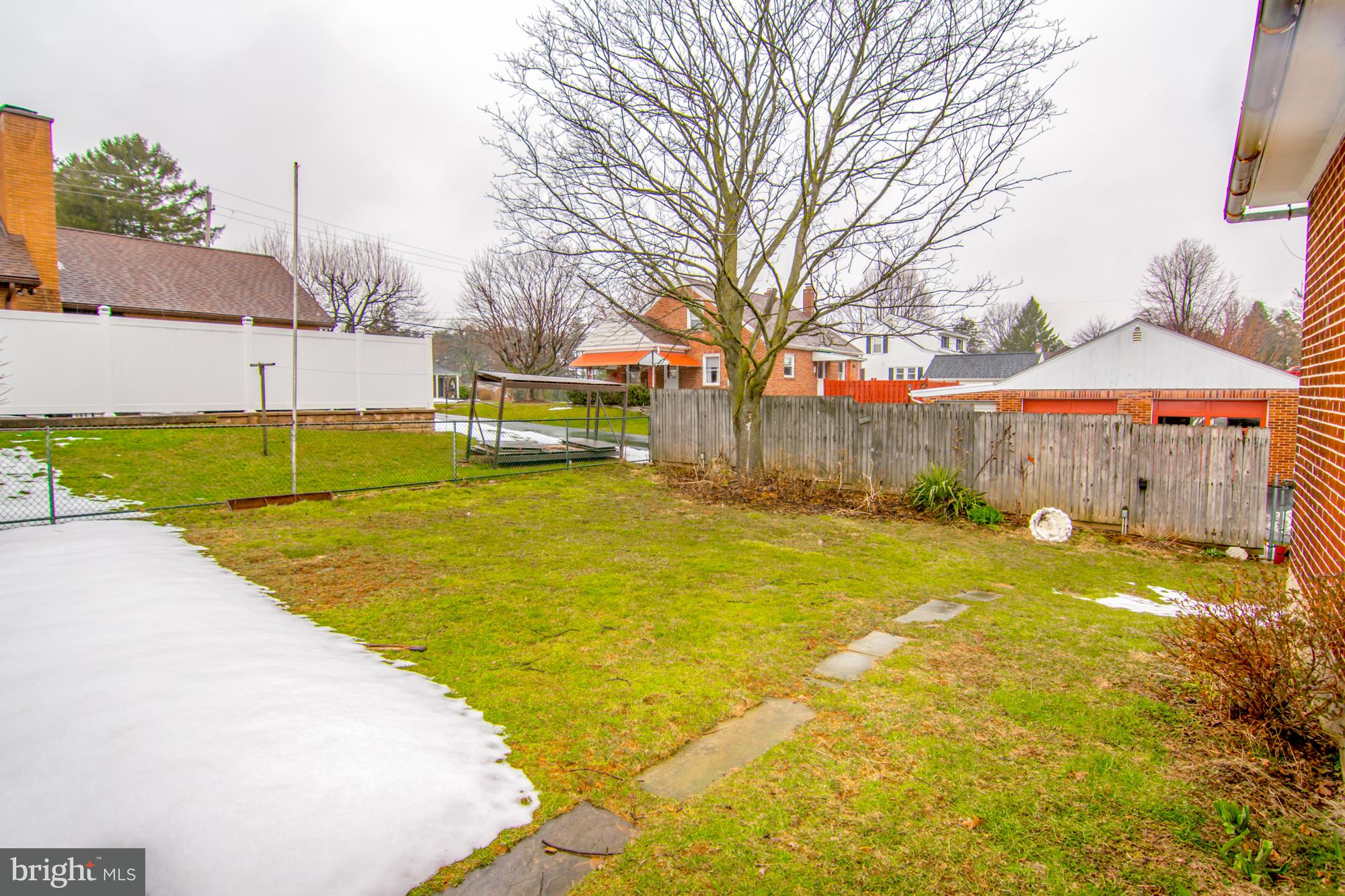 711 Delta Road Red Lion, PA 17356 - Photo 4 of 28 Gallery Image 4