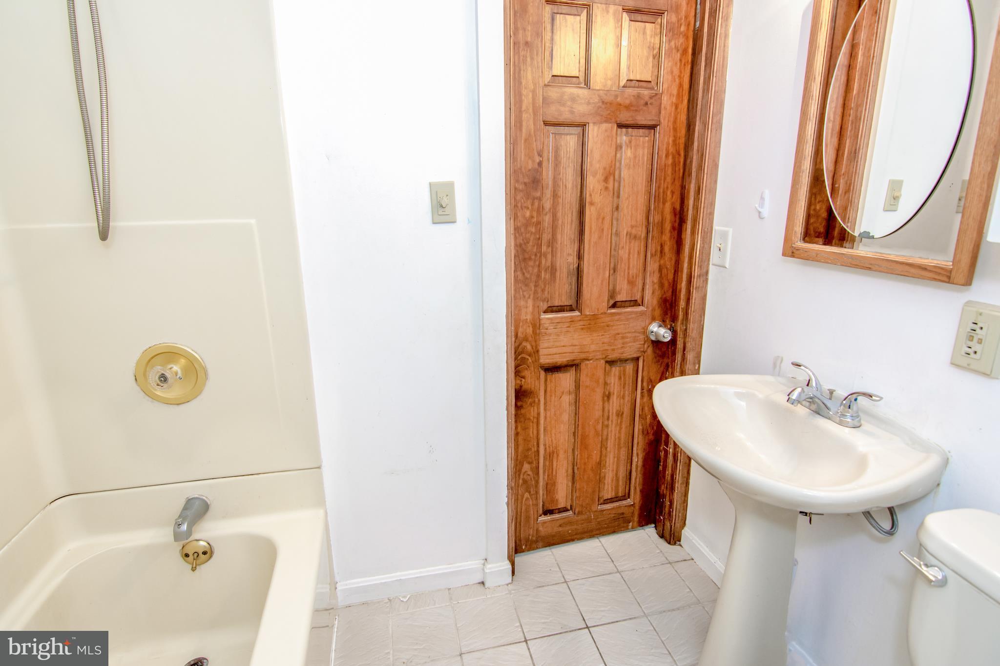 711 Delta Road Red Lion, PA 17356 - Photo 8 of 28 Gallery Image 8