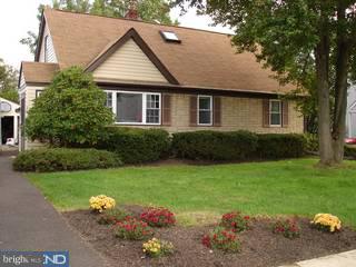 318 Beechmont Road Ambler, PA 19002 - Photo 1 of 6 Gallery Image 1