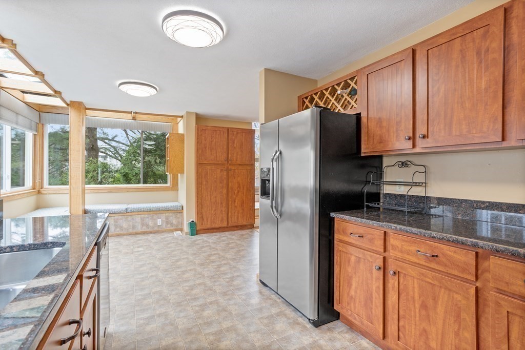 255 North Road, Unit 73 Chelmsford, MA 01824 - Photo 11 of 38