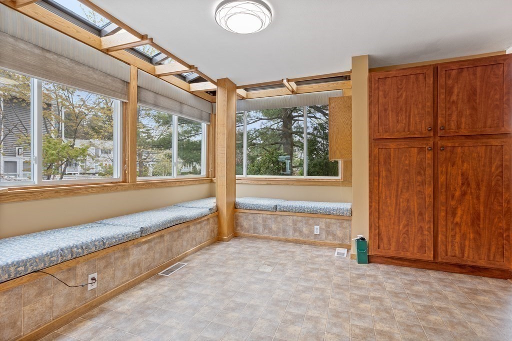 255 North Road, Unit 73 Chelmsford, MA 01824 - Photo 13 of 38