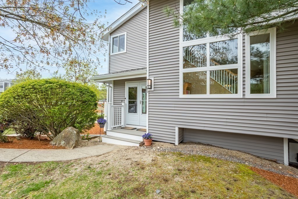 255 North Road, Unit 73 Chelmsford, MA 01824 - Photo 31 of 38