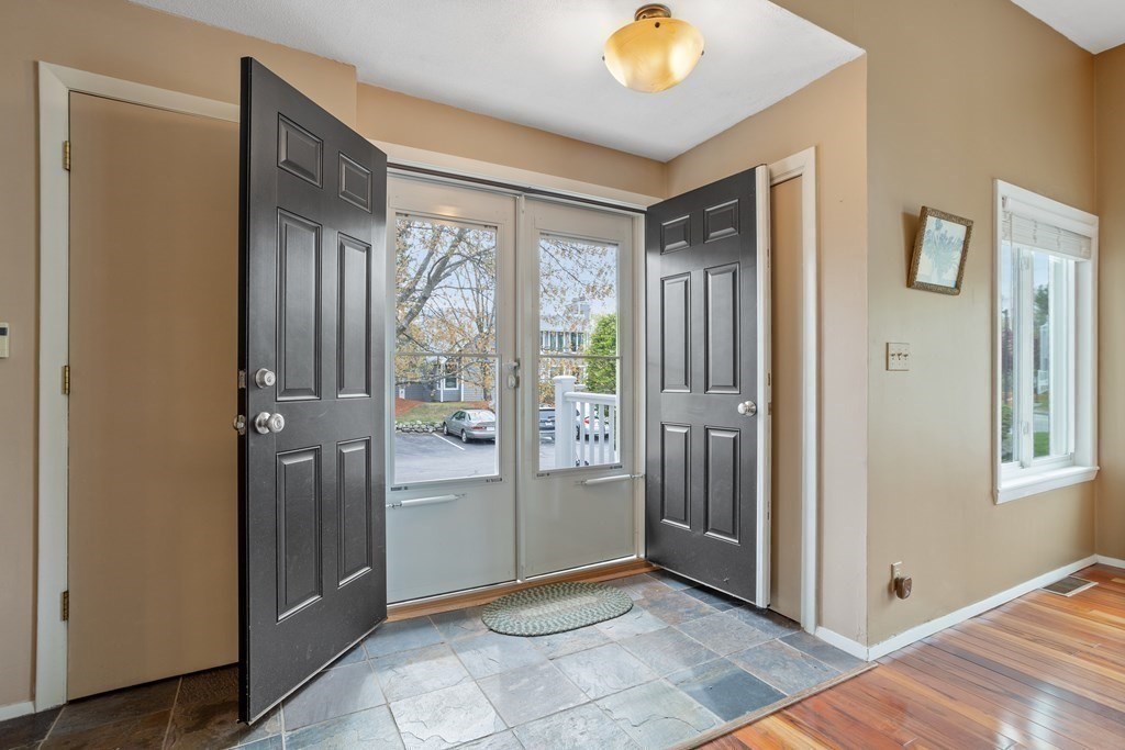 255 North Road, Unit 73 Chelmsford, MA 01824 - Photo 9 of 38