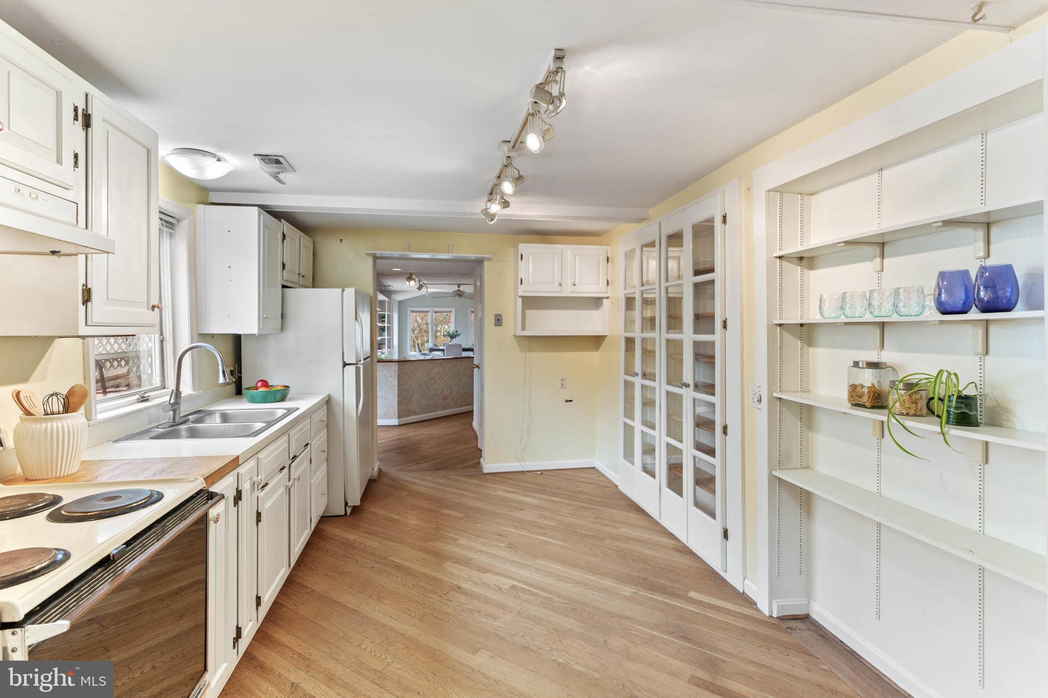 1024 Shore Acres Road Arnold, MD 21012 - Photo 9 of 63 Kitchen with Custom Shelving