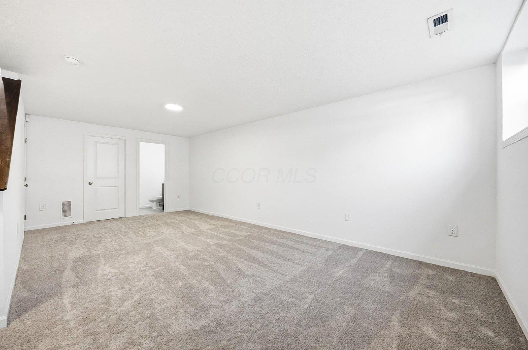 6257 Needletail Road, Unit 32 Columbus, OH 43230 - Photo 25 of 36 Gallery Image 25