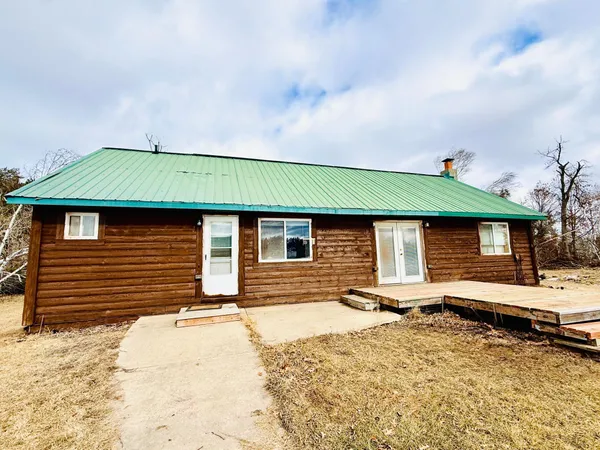 $169,000 | 515 Carr Lake Road Southeast, Bemidji, MN 56601