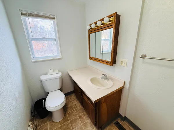 $169,000 | 515 Carr Lake Road Southeast, Bemidji, MN 56601