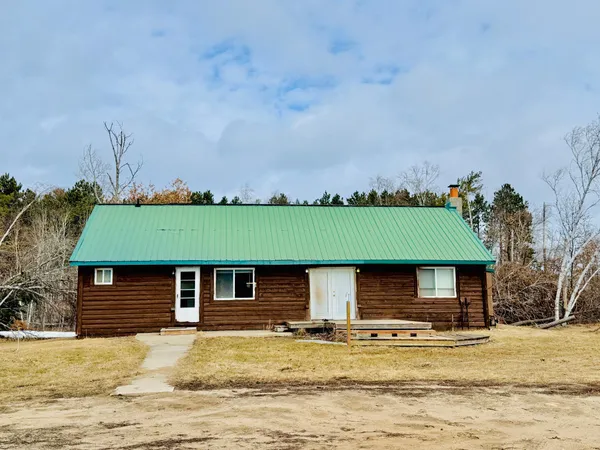 $169,000 | 515 Carr Lake Road Southeast, Bemidji, MN 56601