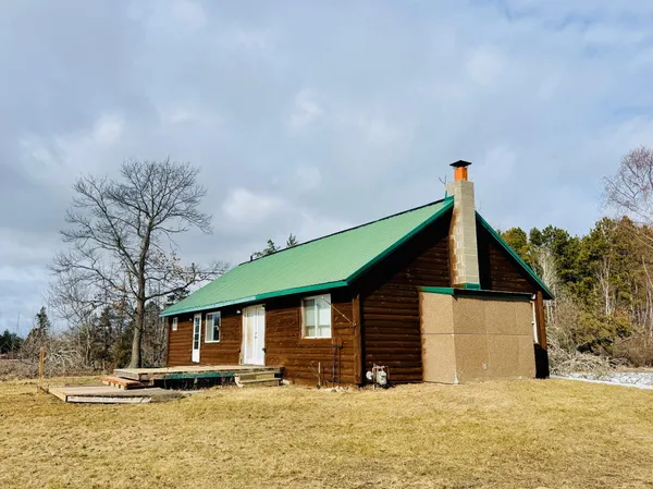 $169,000 | 515 Carr Lake Road Southeast, Bemidji, MN 56601