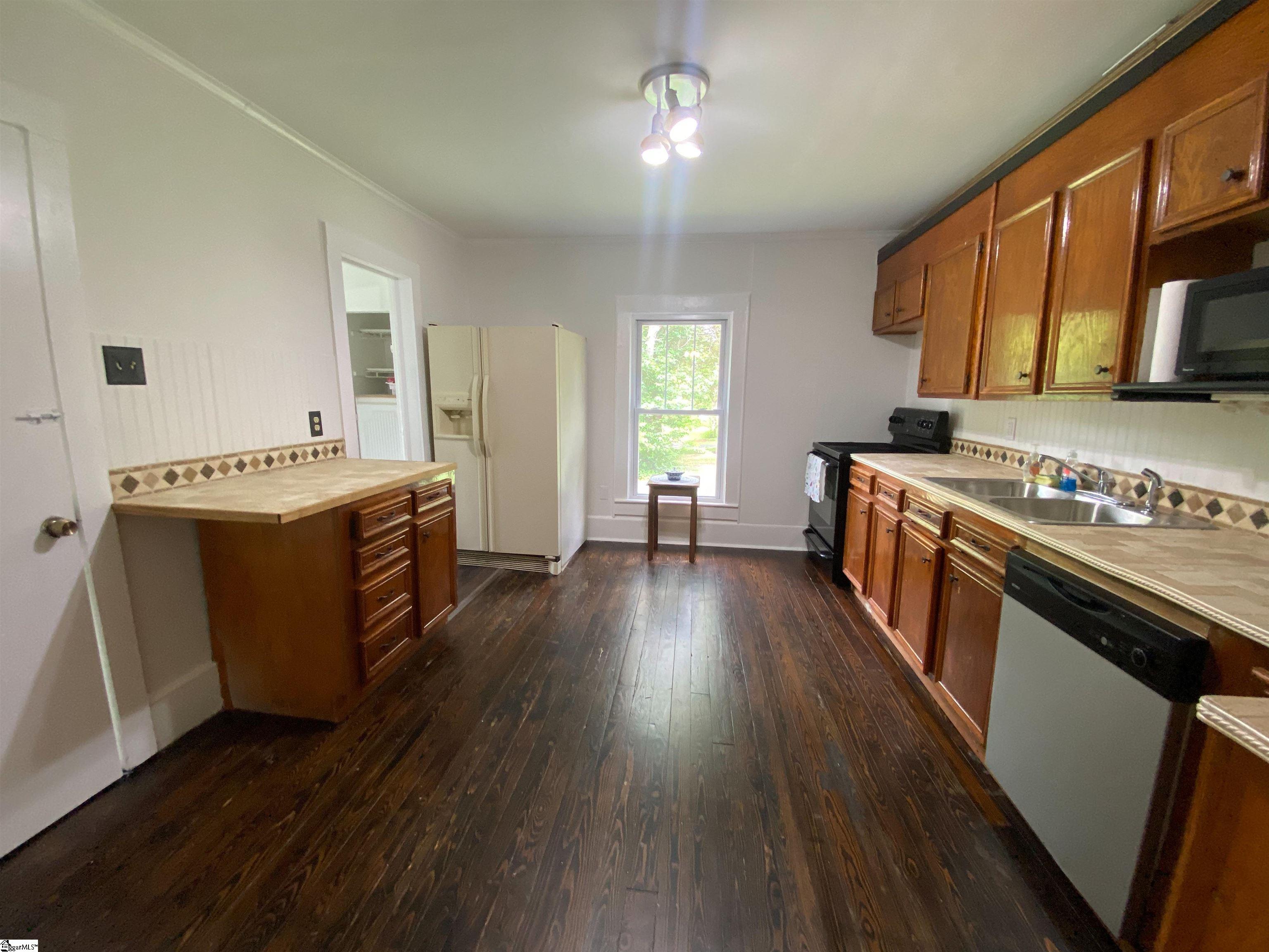 1153 Bridges Road Blacksburg, SC 29702 - Photo 14 of 36