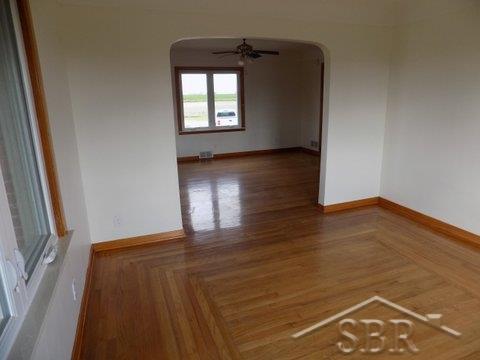 9896 West Fairgrove Road Reese, MI 48757 - Photo 6 of 18 31325370-5.JPG