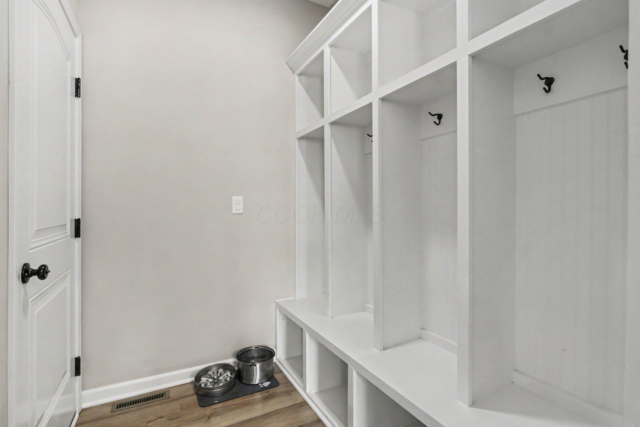 355 Cherry Hills Road Commercial Point, OH 43116 - Photo 20 of 58 Mud Room