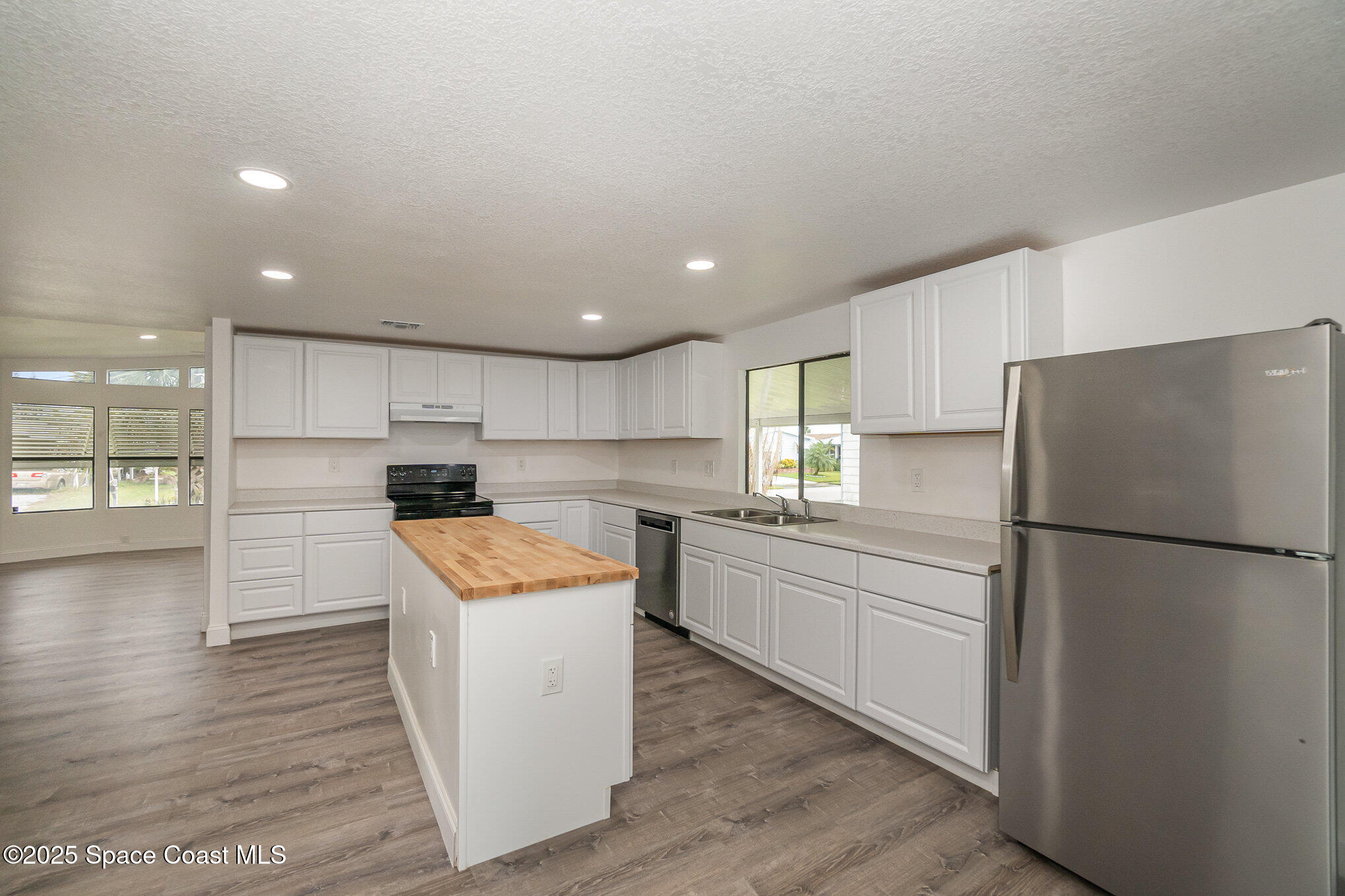 1918 Sago Palm Street Northeast Palm Bay, FL 32905 - Photo 12 of 26 012_dsc04989-edit