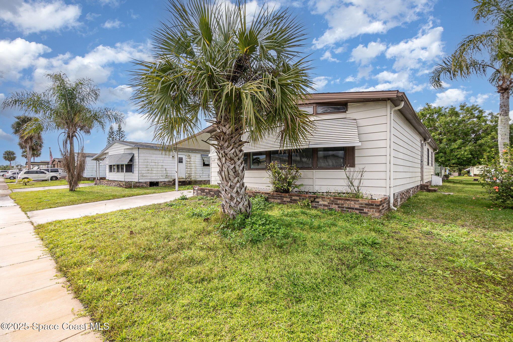 1918 Sago Palm Street Northeast Palm Bay, FL 32905 - Photo 4 of 26 004_dsc04908-edit