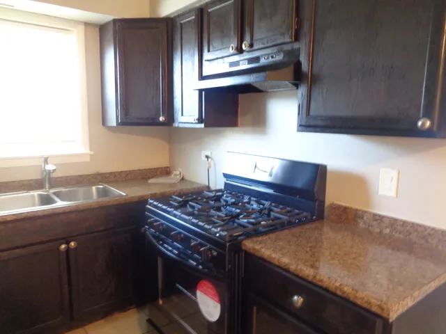 $1,650 | 8149 83rd Place, Unit 2, Justice, IL 60458