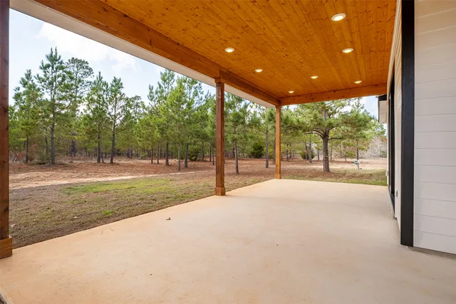 $834,000 | 182 Lakeside Drive, Bastrop, TX 78602
