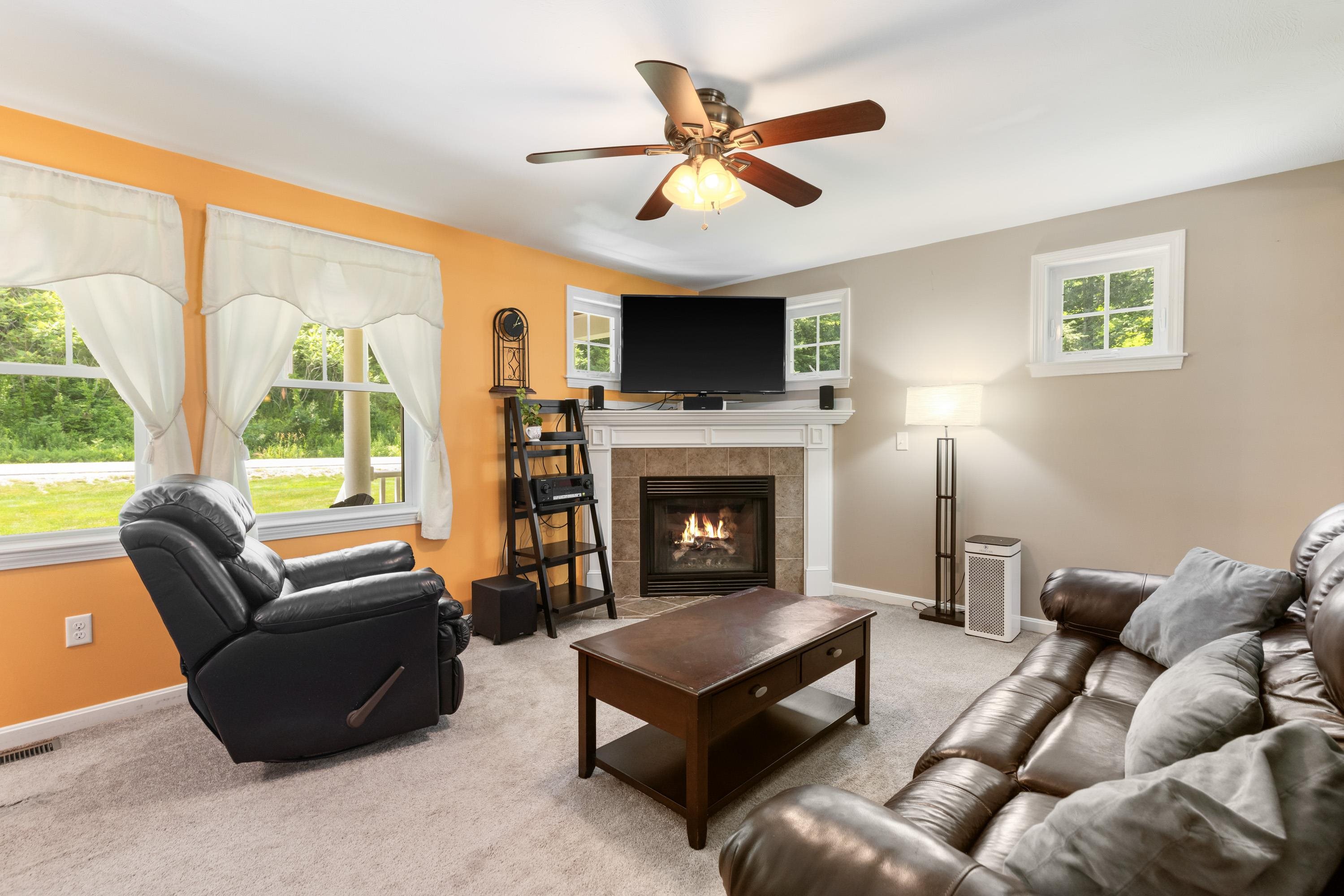 33 Cider Street Epping, NH 03042 - Photo 36 of 49
