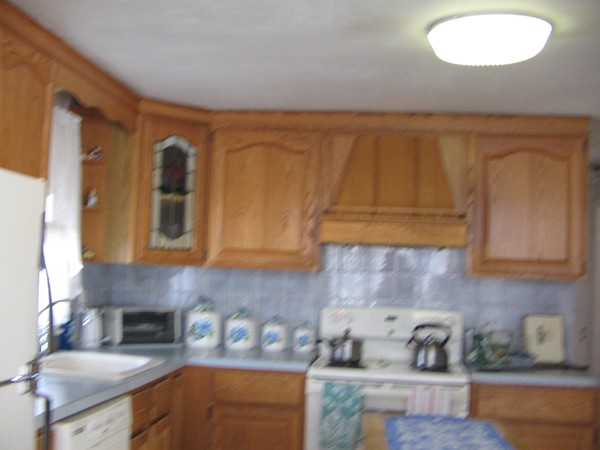 24 Curve Street Springfield, MA 01104 - Photo 4 of 9 Gallery Image 4