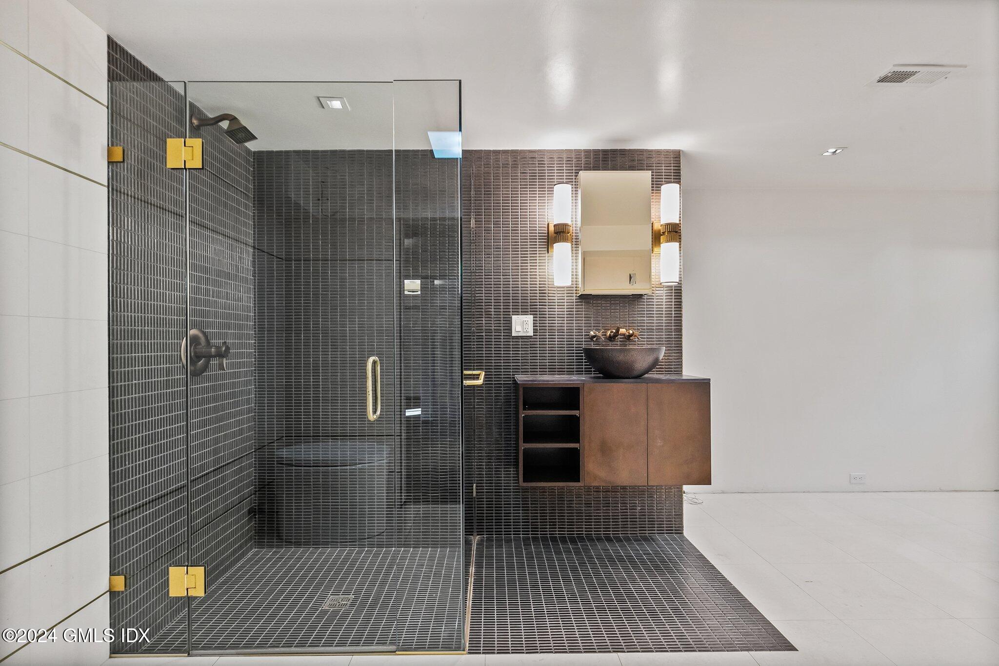 6 Marks Road Riverside, CT 06878 - Photo 14 of 19 a bathroom with a shower