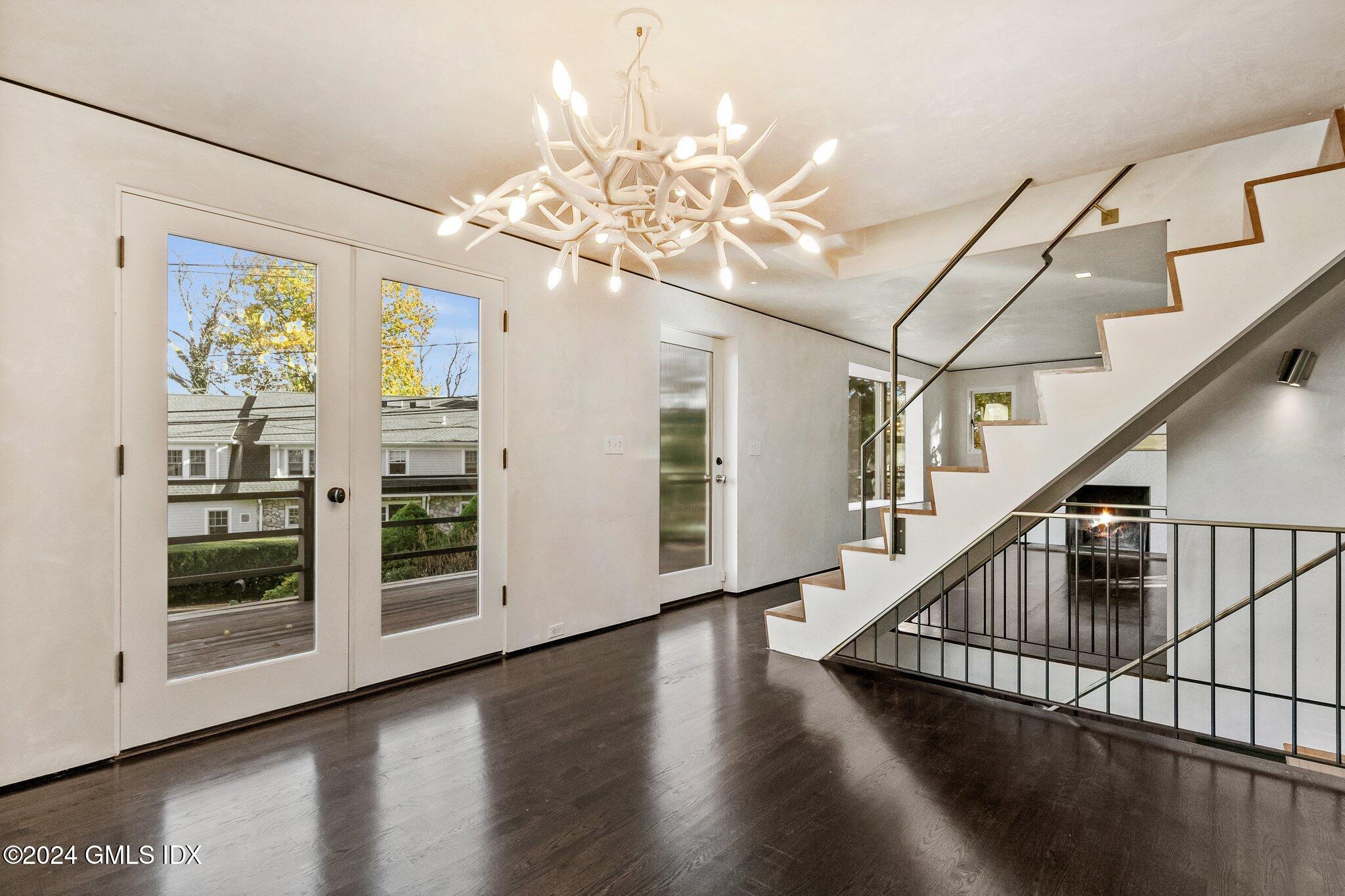 6 Marks Road Riverside, CT 06878 - Photo 2 of 19 a view of a interior of the house