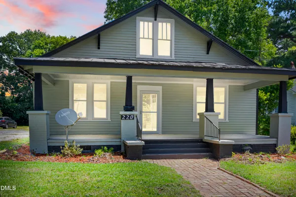 $259,000 | 220 Beaman Street, Clinton, NC 28328