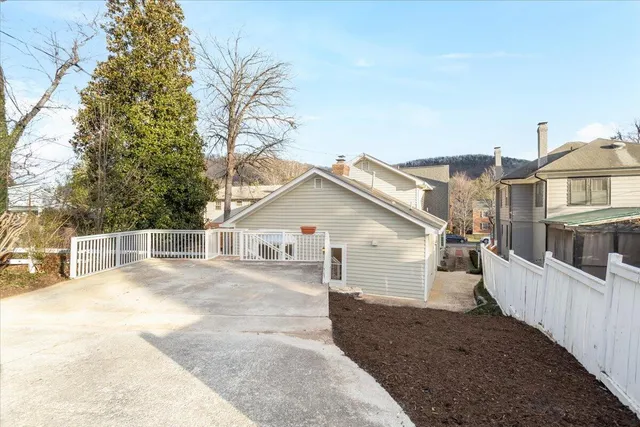 $565,000 | 2509 Rosalind Avenue Southwest, Roanoke, VA 24014