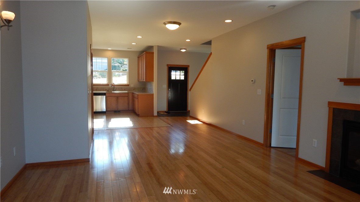 1125 North Waugh Road Mount Vernon, WA 98273 - Photo 13 of 24 Gallery Image 13