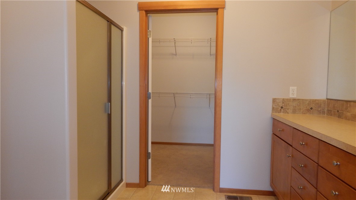 1125 North Waugh Road Mount Vernon, WA 98273 - Photo 16 of 24 Gallery Image 16
