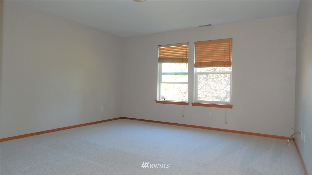 1125 North Waugh Road Mount Vernon, WA 98273 - Photo 17 of 24 Gallery Image 17