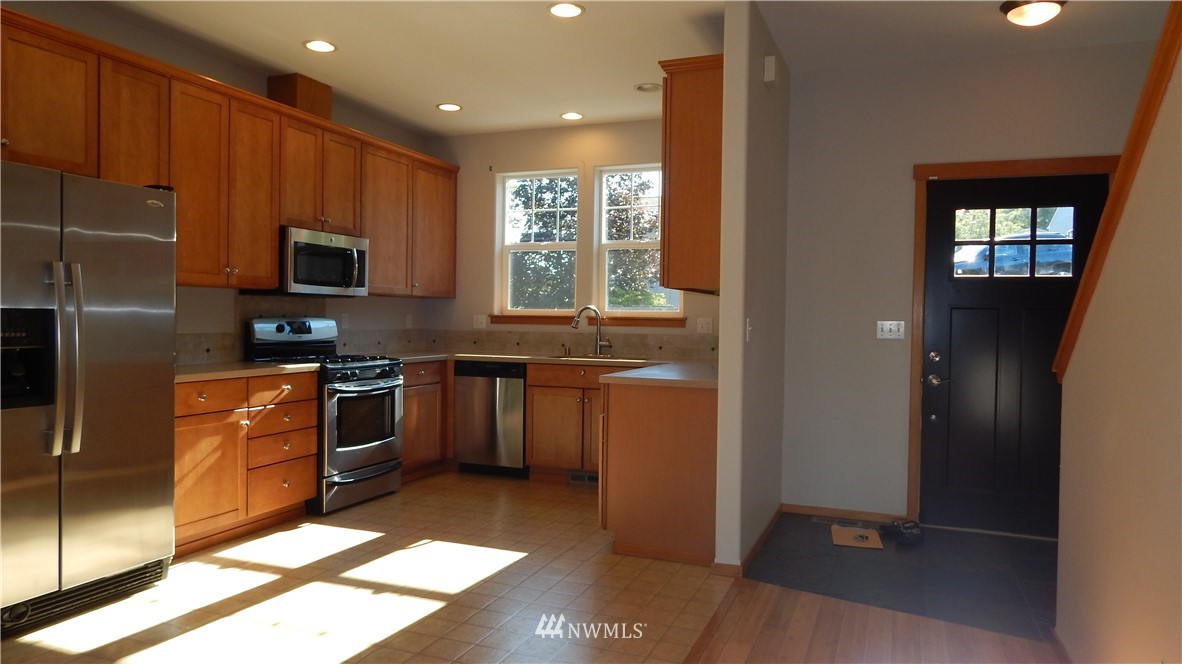 1125 North Waugh Road Mount Vernon, WA 98273 - Photo 10 of 24 Gallery Image 10