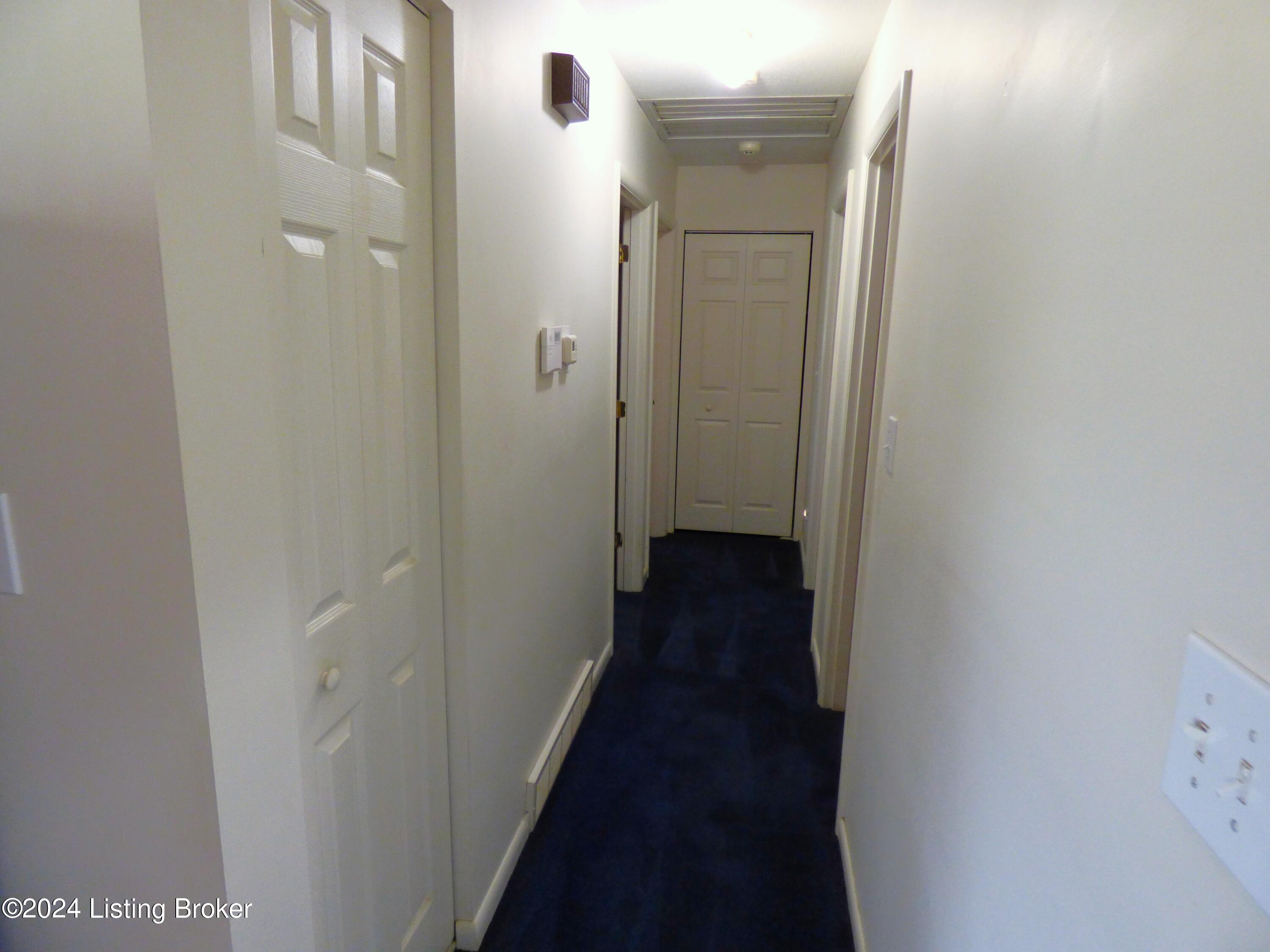 5310 Adkins Road Louisville, KY 40219 - Photo 28 of 41 P1070867