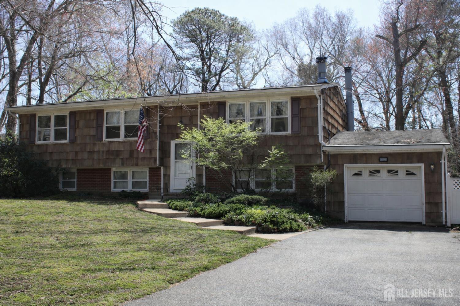 398 Pleasant Valley Road Old Bridge, NJ 08857 - Photo 1 of 39